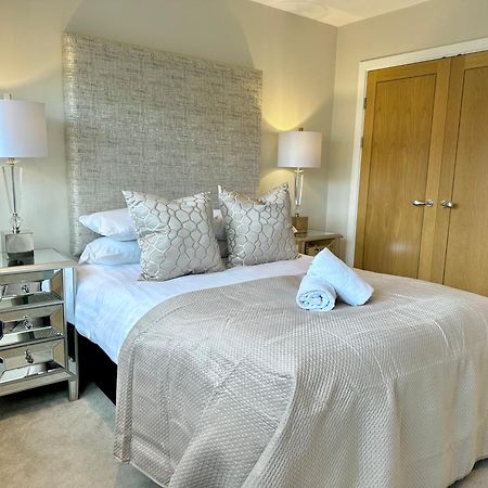 Superior Apartment In Cardiff City Centre Экстерьер фото