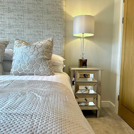 Superior Apartment In Cardiff City Centre Экстерьер фото