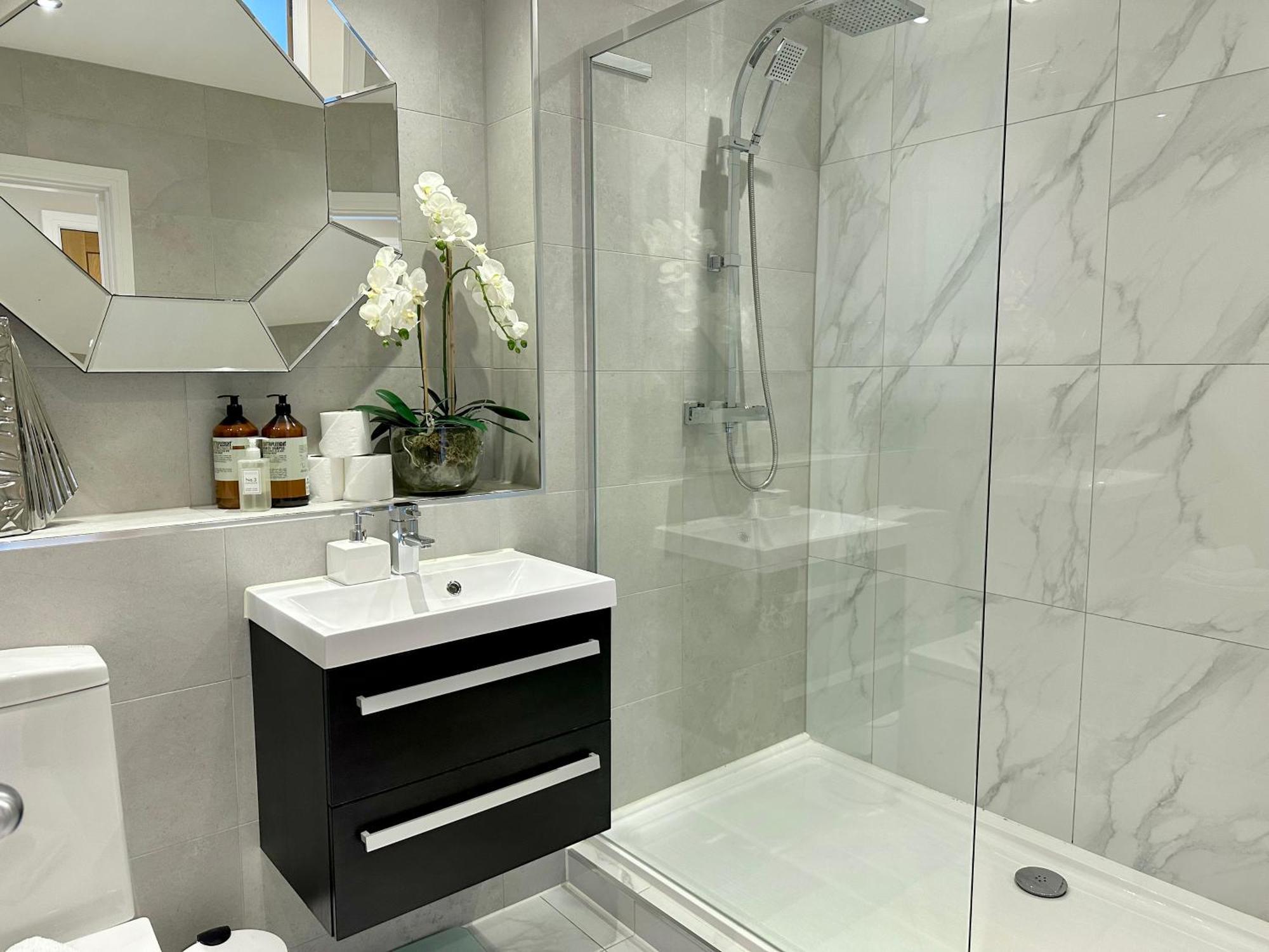 Superior Apartment In Cardiff City Centre Экстерьер фото