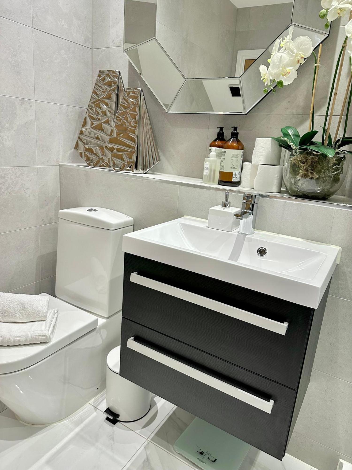 Superior Apartment In Cardiff City Centre Экстерьер фото